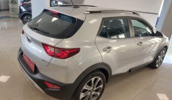 KIA STONIC 1.4 GPL STYLE 5p completo