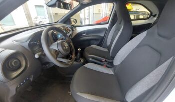 TOYOTA AYGO X 1.0 ACTIVE completo