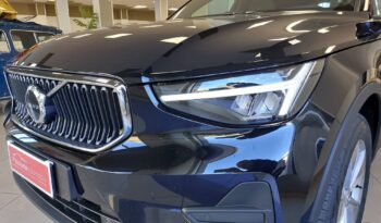 Nuova VOLVO XC40 Core, B3 Mild hybrid, Benzina completo