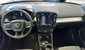 Nuova VOLVO XC40 Core, B3 Mild hybrid, Benzina completo