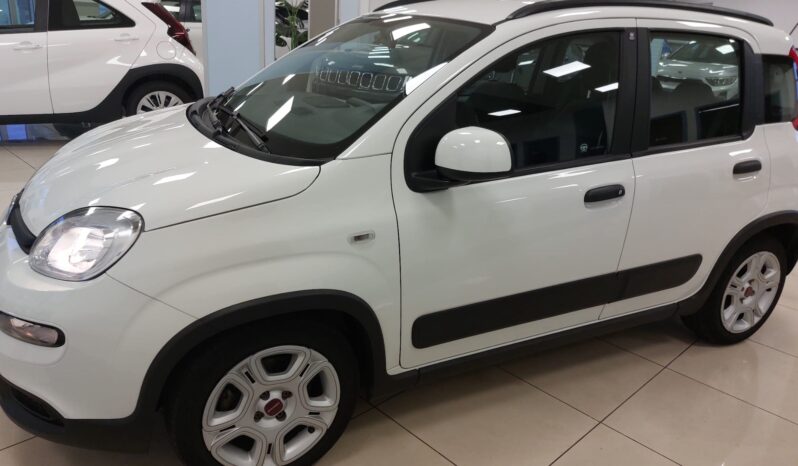 FIAT PANDA 1.0 HYBRID CITY LIFE completo