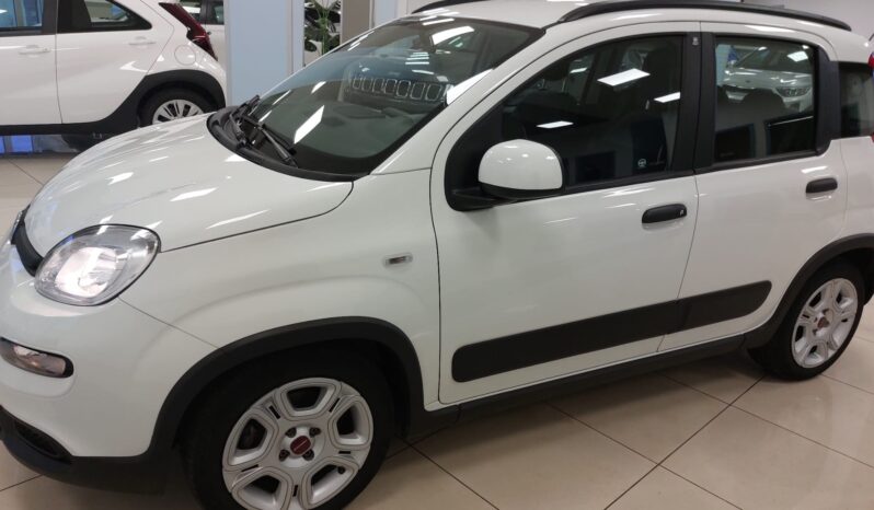 FIAT PANDA 1.0 HYBRID CITY LIFE completo